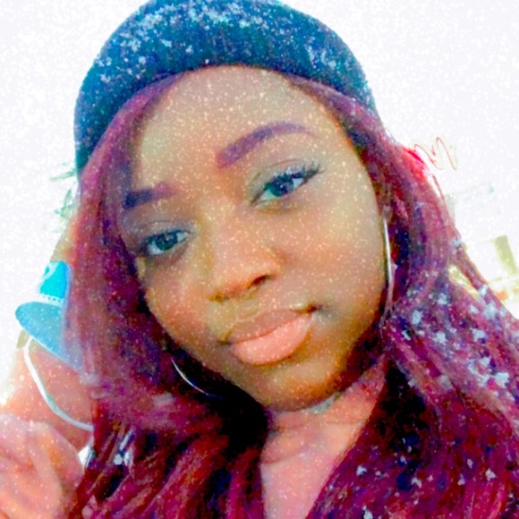 Meet your Posher, Caitlyn - Picture 1 of 1